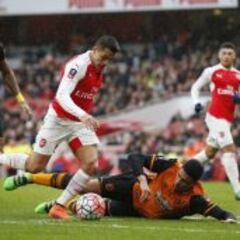 Arsenal de Alexis se enreda ante Hull y jugará replay en FA Cup