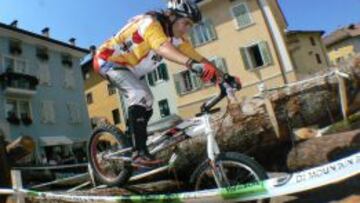 Gemma Abant, afincada en el podio.