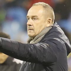 "Firmo ganar al Cádiz y que nos elimine el Madrid"