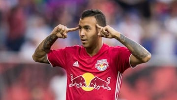 El mediocampista paraguayo llegó en 2018 a New York Red Bulls. Ahora busca cambiar de aires ya que su contrato vence en diciembre de este año.