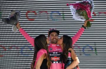 Tom Dumoulin sigue lider seguido de Marcel Kittel a un segundo