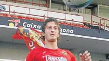 <b>PORTENTO. </b>Abraham (1,87 metros) aportará solidez a la defensa del Nàstic.
