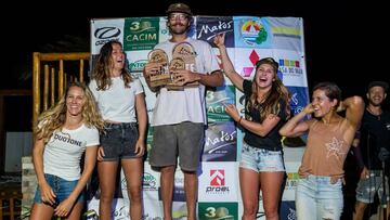 Podio Kite Park League, con Julia Castro.