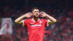 Toluca renace y con 10 jugadores elimina a Rayados del Clausura 2025