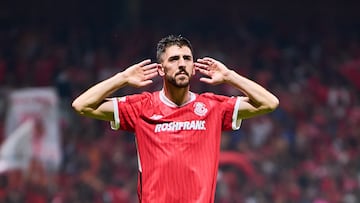 Toluca renace y con 10 jugadores elimina a Rayados del Clausura 2025