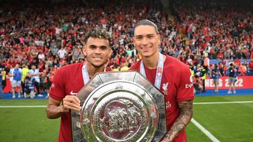 LEICESTER, ENGLAND - JULY 30: Luis Diaz poses for a photograph with the The FA Community Shield and Darwin Nunez of Liverpool after the final whistle of The FA Community Shield between Manchester City and Liverpool FC at The King Power Stadium on July 30, 2022 in Leicester, England. (Photo by Michael Regan - The FA/The FA via Getty Images)