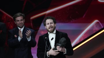 El actor Álvaro Cervantes recoge el Goya a Mejor Actor de Reparto por 'Sorda' en la 40º edición de los Premios Goya, en el Auditori del Centre de Convencions Internacionals, a 28 de febrero de 2026, en Barcelona, Cataluña (España). Los galardones son otorgados de manera anual por la Academia de las Artes y las Ciencias Cinematográficas de España (AACCE) con el objetivo de premiar a los mejores profesionales en cada una de las distintas especialidades tanto técnicas como creativas del cine español.
28 FEBRERO 2026
David Zorrakino / Europa Press
28/02/2026