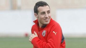 <b>RESIGNADO.</b> Santi Cazorla, centrocampista del Villarreal, reconoció que no están todo lo bien que desearían, aunque se congratuló de que afortunadamente para ellos, el resto de equipos tampoco están rindiendo a un gran nivel.