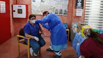 Imagen de la administración de la segunda vacuna frente al Covid en Calasparra
AYUNTAMIENTO DE CALASPARRA
26/01/2021