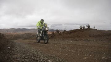 Quintanilla se pierde en la ruta y cede el liderato en el Dakar