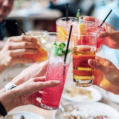 El mejor truco para enfriar las bebidas en pocos segundos sin congelador