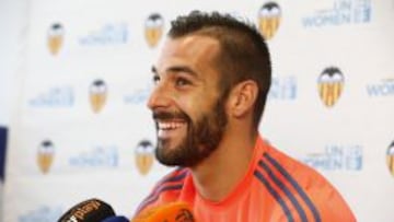 Negredo: "Mi idea es quedarme, nadie me ha dicho que no me quieran"