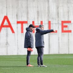 Nico Williams y Guruzeta, bajas para Almería