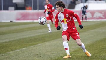 El estadounidense debutó con el RB Salzburg y se perfila como el sustituto de Dominik Szoboszlai, para seguir los pasos de algunas joyas internacionales.