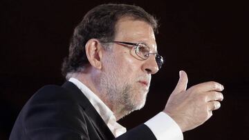 Rajoy: "Me gustó ver al hijo de Piqué con la camiseta de España"
