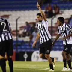 Wanderers vence a Zamora en un duelo con cinco expulsados