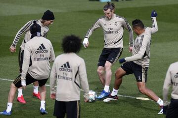 Real Madrid players train ahead of Sunday's clash with Betis.