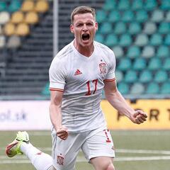 El City pasa página con Cucurella: oferta formal por Sergio Gómez