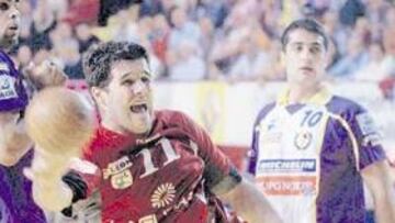 <b>POLÉMICO. </b>Castresana pretende con sus goles acabar con la polémica generada esta esta semana.