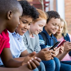 Ley pionera: redes sociales deberán mostrar etiquetas de ‘adicción’ a menores en Nueva York