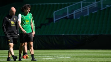 José Alberto y Sangalli, del Racing.