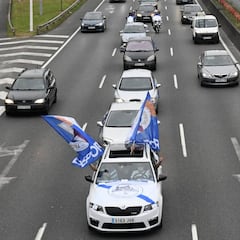 Vázquez lidera la manifestación para pedir justicia para el Depor