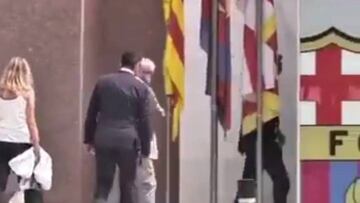 Barcelona: Neymar's lawyers spotted at Camp Nou