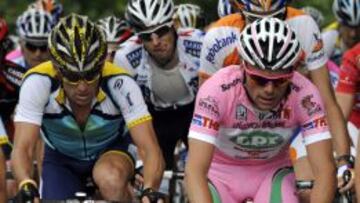 Lance Armstrong y Danilo di Luca, en el Giro de Italia de 2009, donde el italiano dio positivo con EPO CERA.