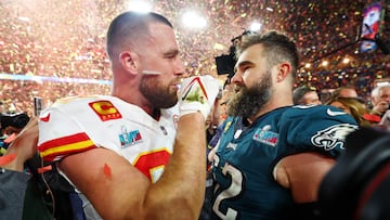 It’s always encouraging to see fans of two different teams put aside their differences in the name of something bigger than their allegiances. The Chiefs faithful have done that.