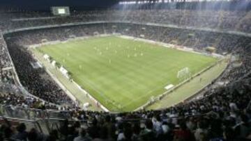 El Elche quiere llenar el Martínez Valero ante el Barcelona B.