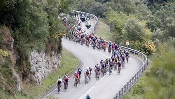 01/09/21 ETAPA 17 LA VUELTA CICLISTA 2021
 UNQUERA - LAGOS DE COVADONGA
  CICLISMO VUELTA ESPA&Ntilde;A 2021