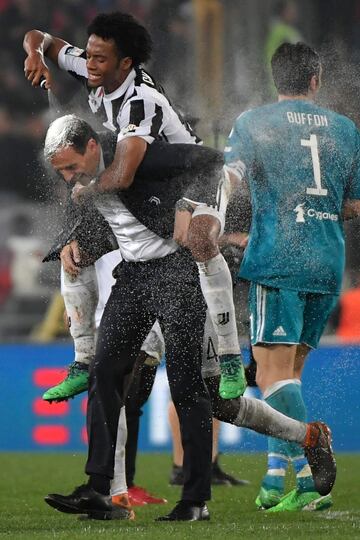Juan Cuadrado y Allegri.