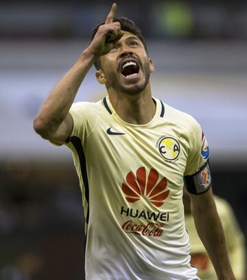 Se ganó el gafete de capitán recientemente y aunque es un jugador veterano no ha dejado de demostrar su calidad en el terreno de juego.