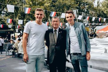 Egan Bernal Christopher Froome, Romain Bardet y Primoz Roglic disfrutaron la jornada de media day en el Criterium de Saitama donde corren este domingo.