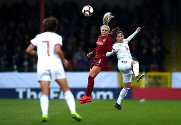 Alex Greenwood y Losada.