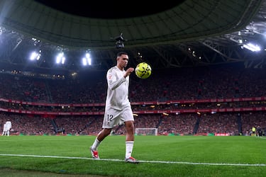 Real Madrid y Barcelona dominan el último once del año más valioso de LaLiga 