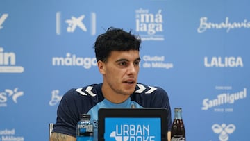 Lobete, en la sala de prensa de La Rosaleda.