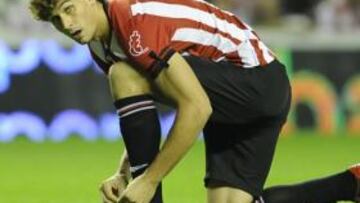 <b>A POR SU RÉCORD. </b>Llorente ha marcado seis goles en once partidos de Liga esta temporada. Si sigue la proporción mejorará los 18 goles del pasado curso.