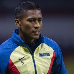 Pedro Aquino solo saldría del América por una buena oferta