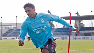 Varane, otro quebradero de cabeza para Florentino