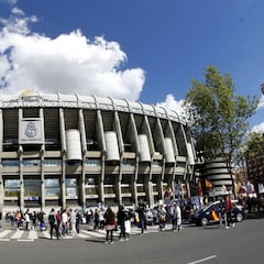 Delegación Gobierno, Policía y Real Madrid tratan la seguridad del River-Boca