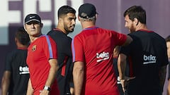 Suárez, baja para la Liga, pero viajará con Uruguay