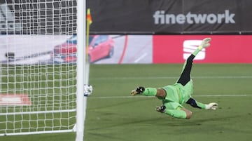 4-0. Ferrán Torres marcó el cuarto gol.