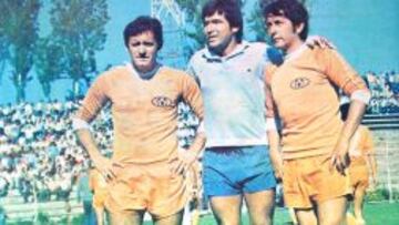 Figuras del último Cobreloa que visitó Los Ángeles: Guillermo Yávar, Juan Olivares y Francisco Valdés.