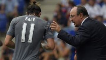 Rafa Benítez, con Bale.