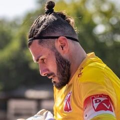 Salió en ambulancia del estadio: la grave lesión que sufrió Paulo Garcés