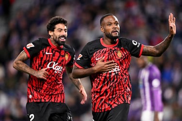 Larin y Mojica se reencuentran con su pasado blanquivioleta