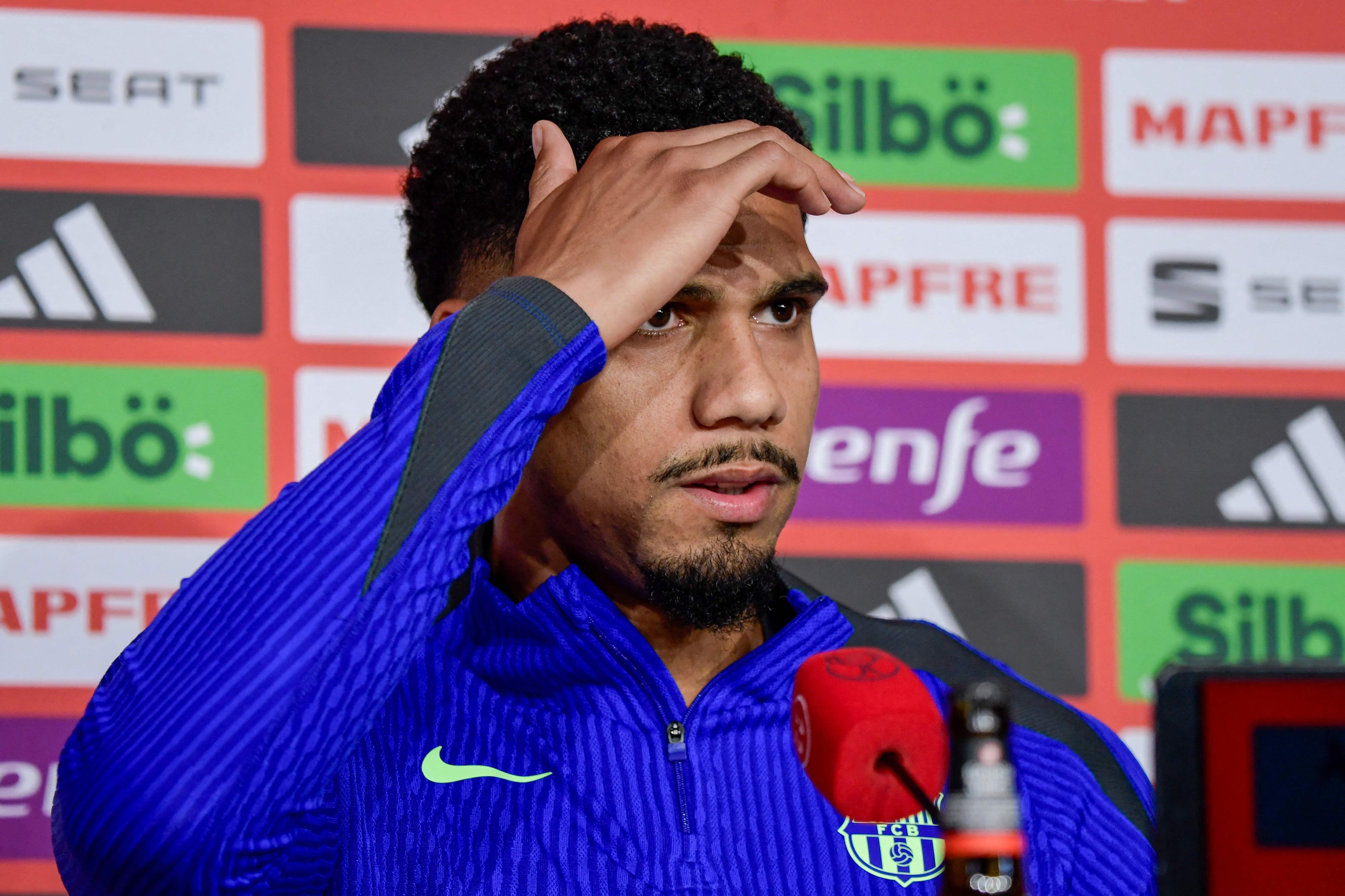 رونالد أراوخو يتحدث عن نهائي كأس الملك بين برشلونة وريال مدريد ويؤكد عدم التعليق على التحكيم