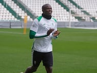 Fomeyem, sobre el césped de El Arcángel