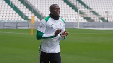 Fomeyem, sobre el césped de El Arcángel